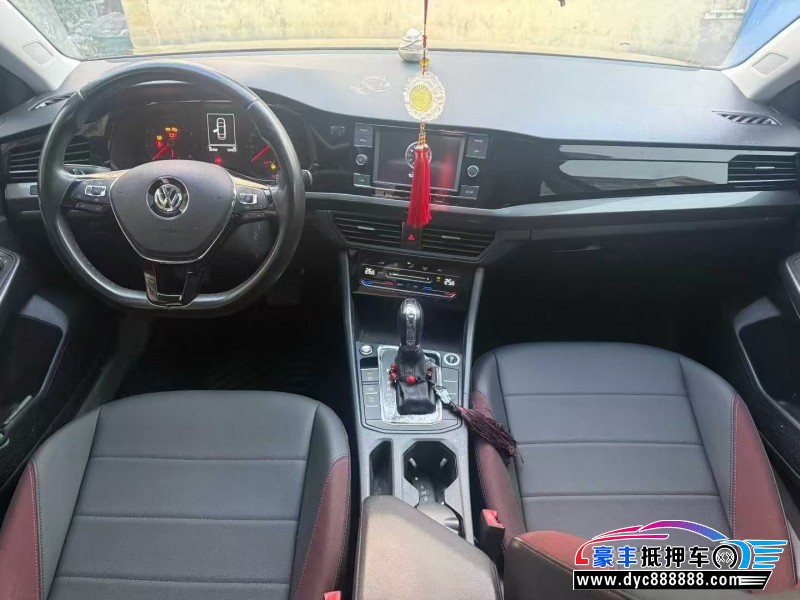 20年大众宝来轿车抵押车出售