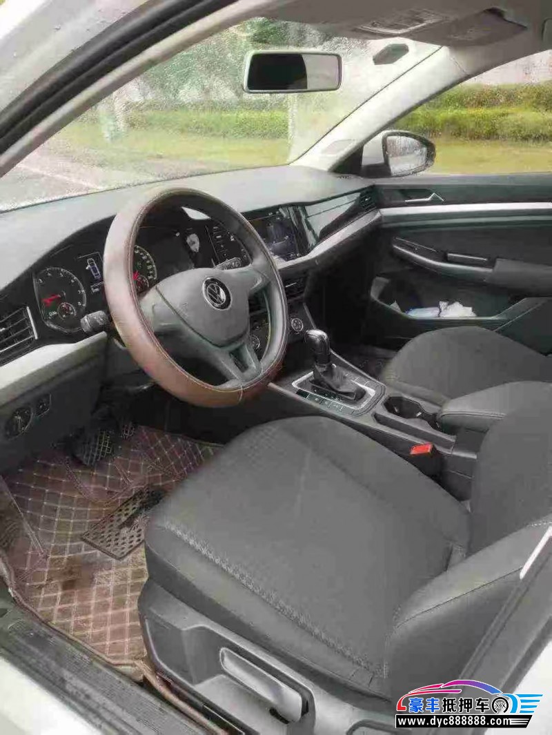 23年大众宝来轿车抵押车出售