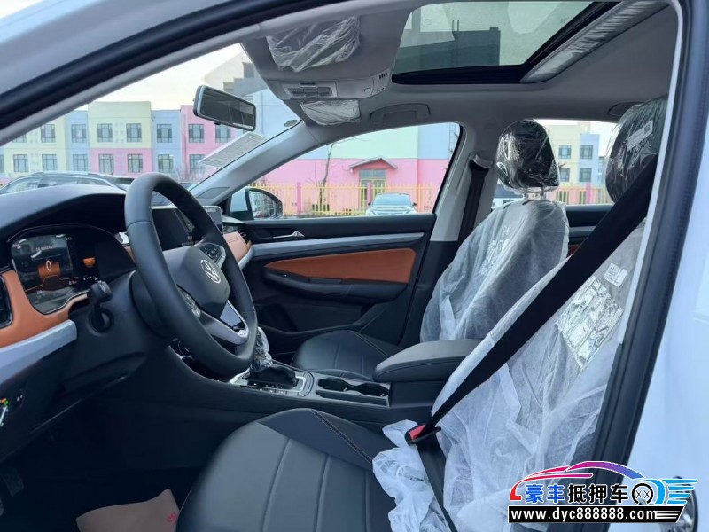 25年大众宝来轿车抵押车出售