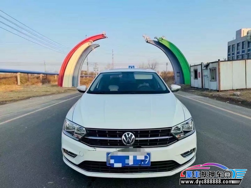 17年大众宝来轿车抵押车出售
