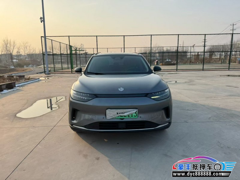 22年零跑C11轿车抵押车出售