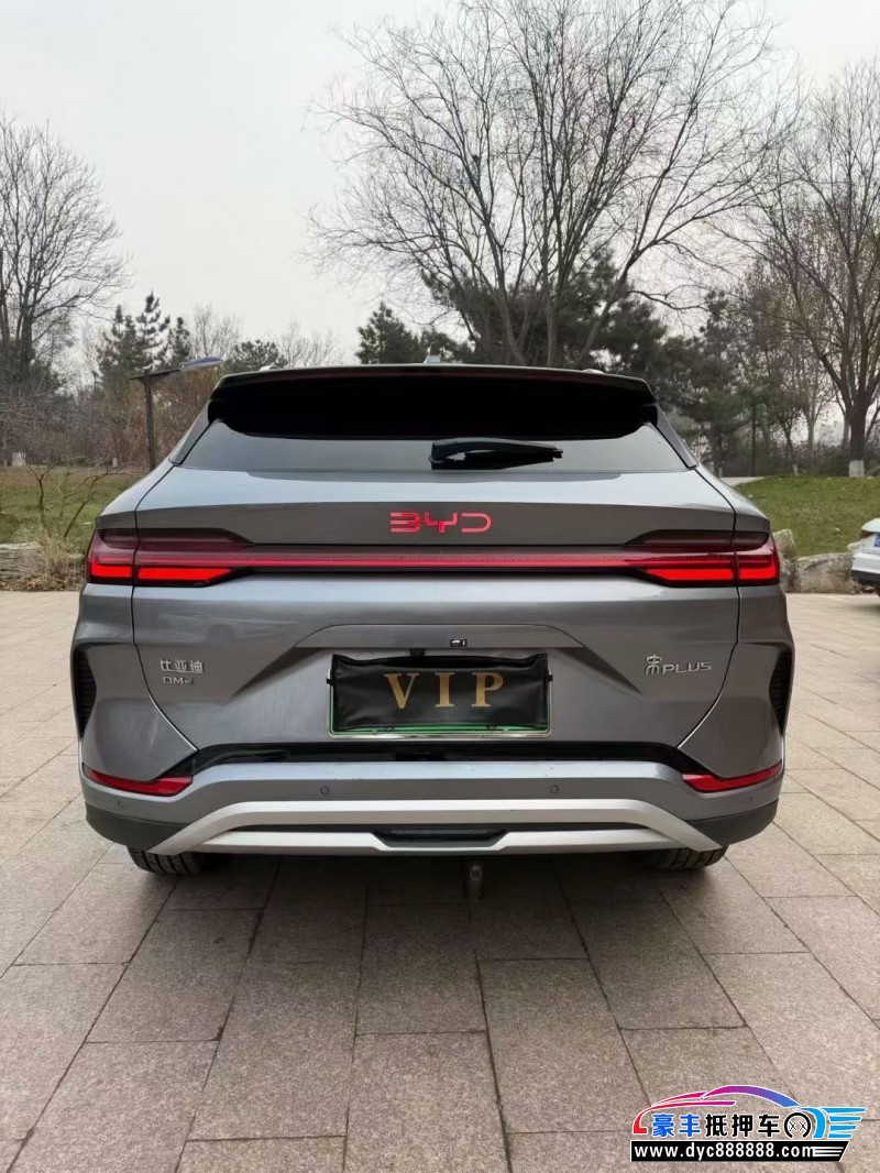 25年比亚迪宋轿车抵押车出售