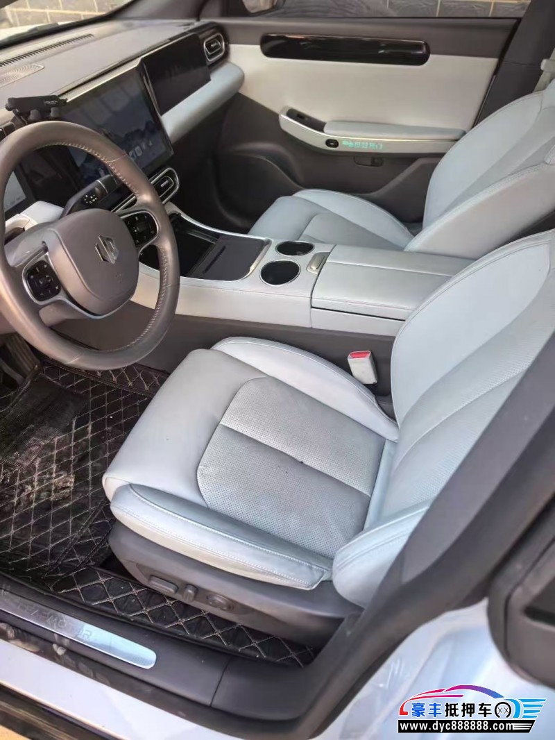 24年零跑c01轿车抵押车出售