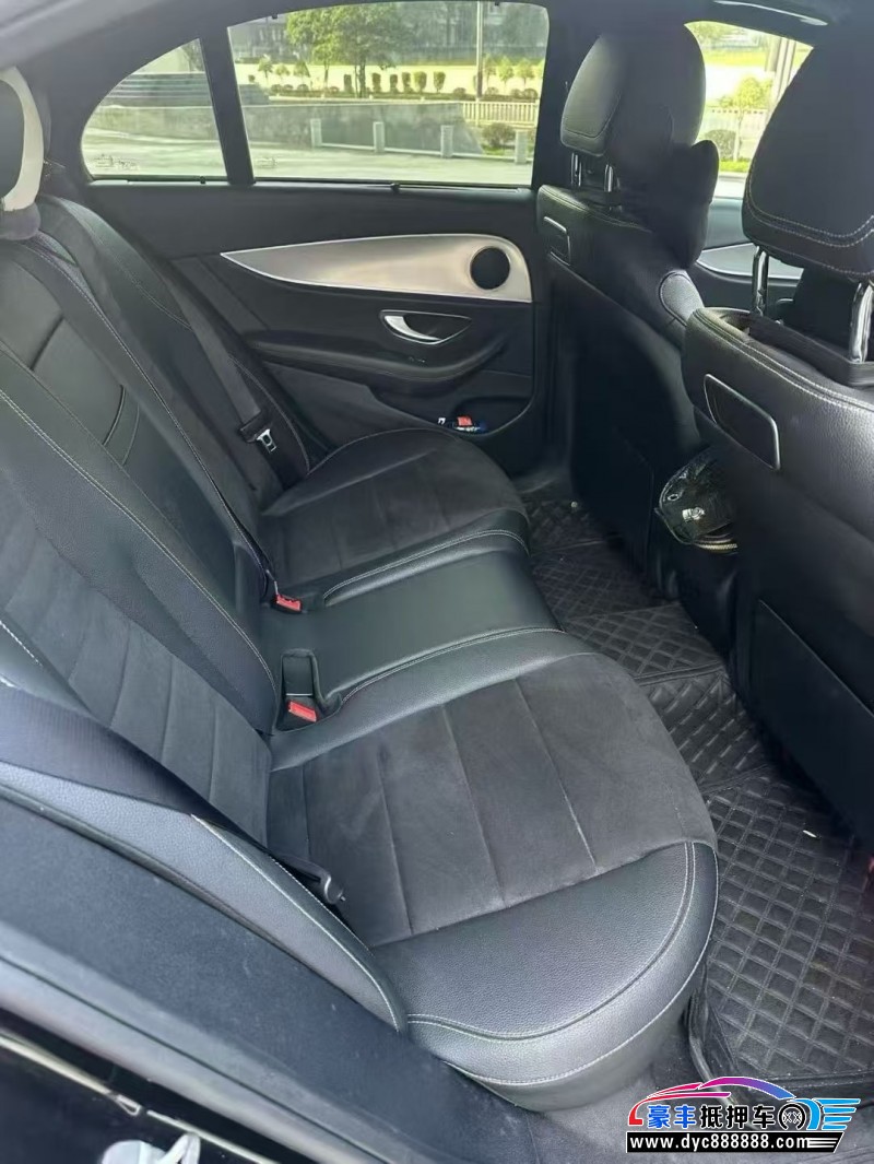 18年奔驰E轿车抵押车出售