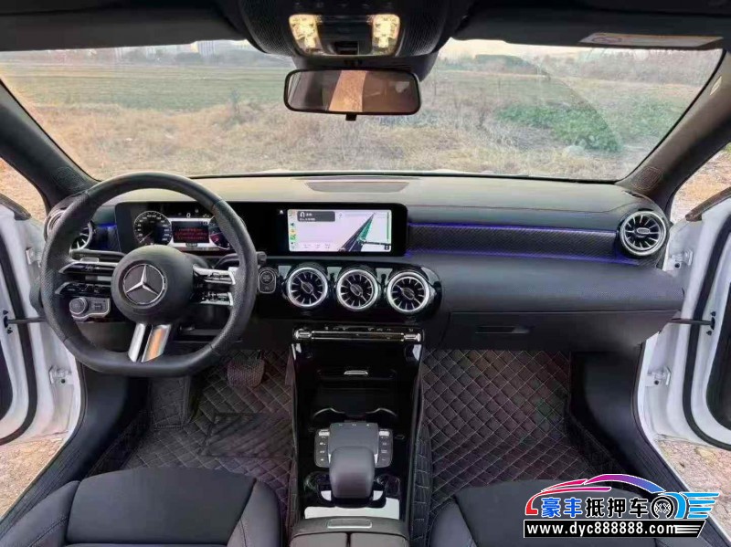 23年奔驰A轿车抵押车出售