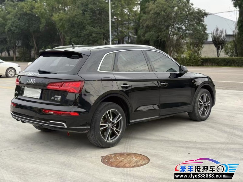 19年奥迪Q5轿车抵押车出售