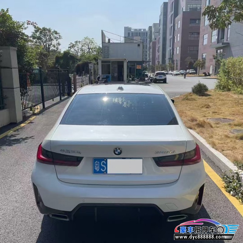 24年宝马3系轿车抵押车出售