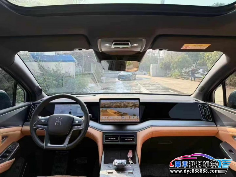 25年比亚迪宋轿车抵押车出售