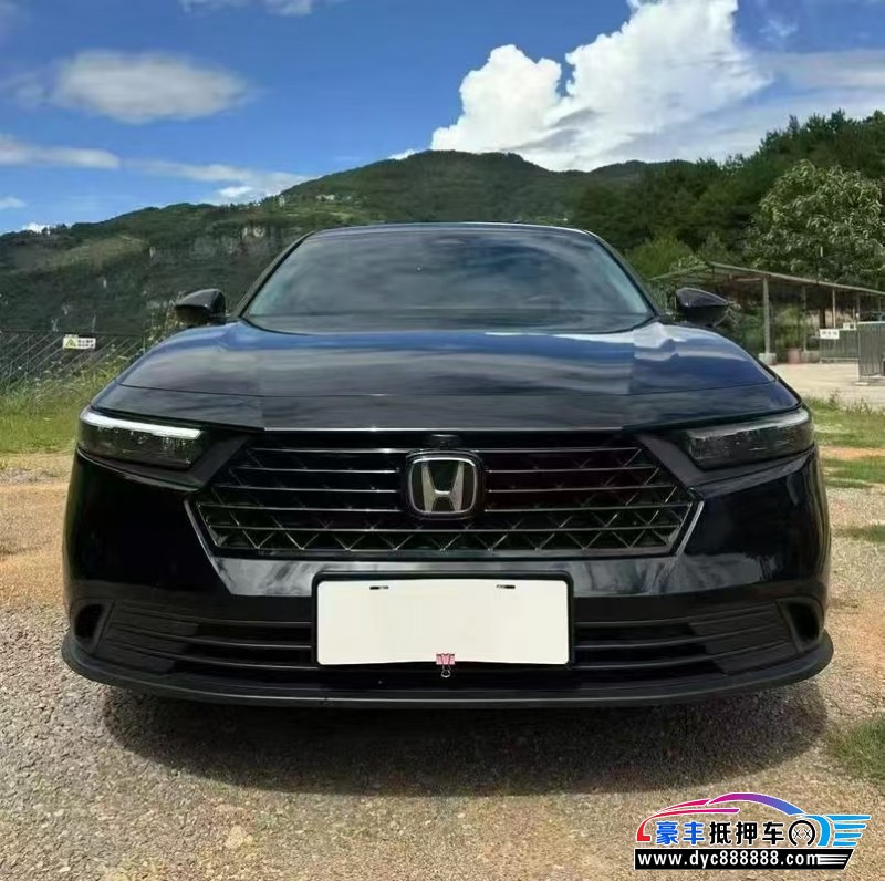 抵押车出售24年本田雅阁轿车