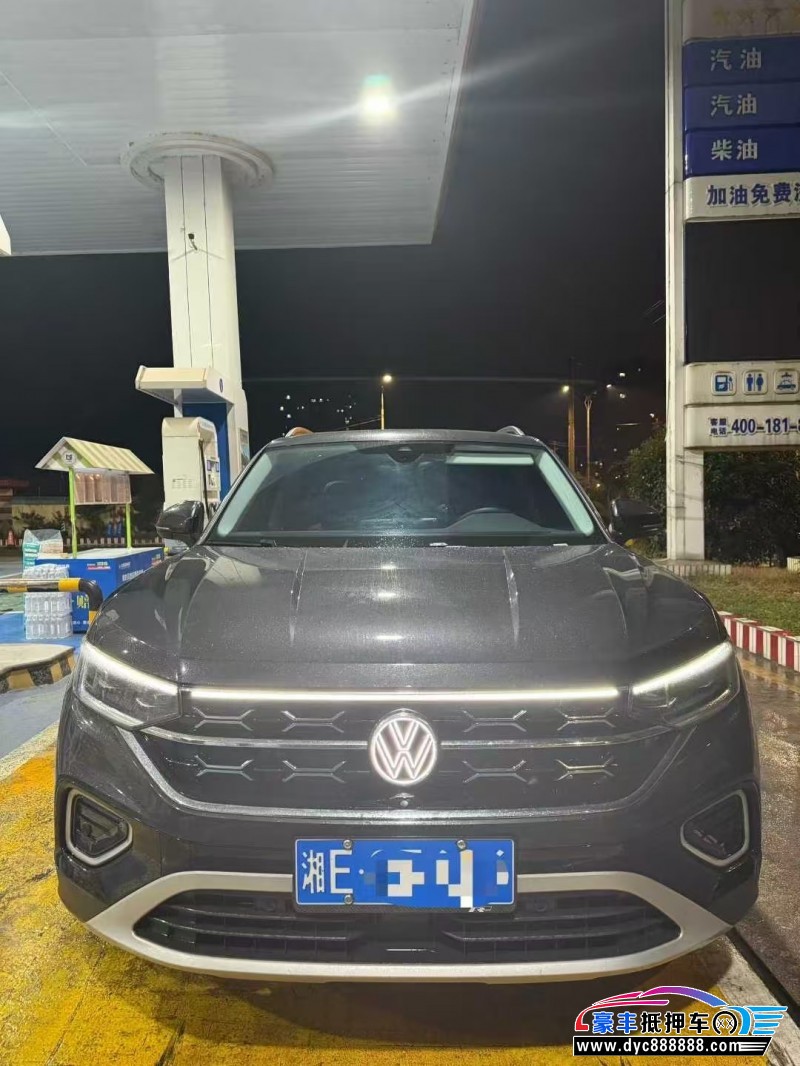 抵押车出售24年大众探岳轿车
