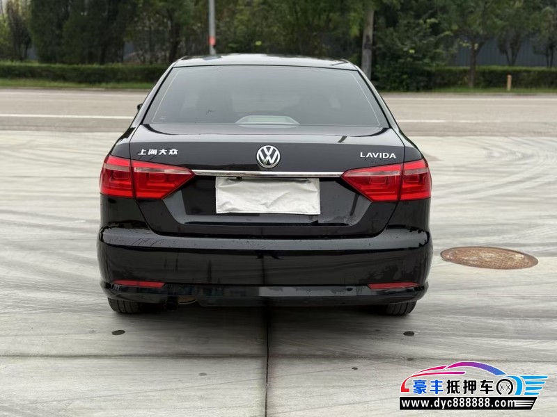 14年大众朗逸轿车抵押车出售