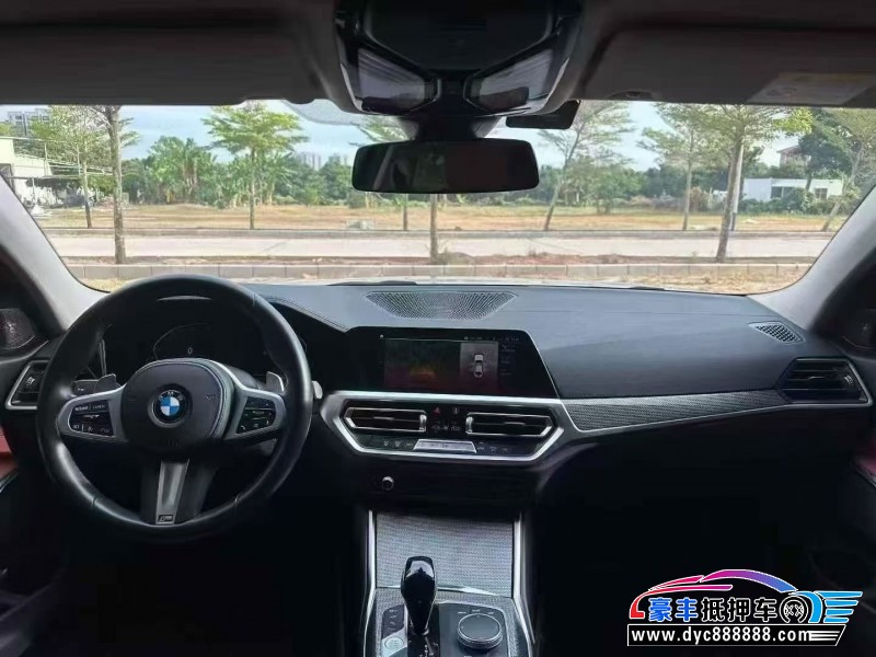 22年宝马3系轿车抵押车出售