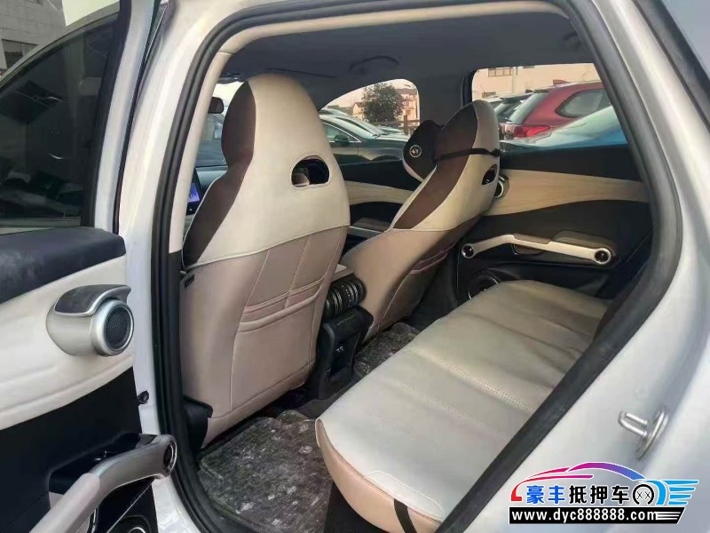 24年比亚迪元轿车抵押车出售