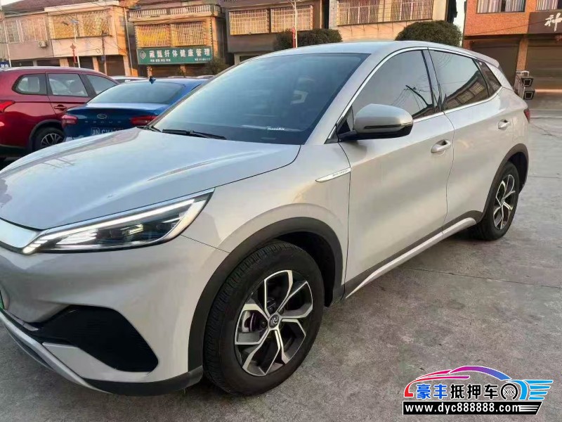 24年比亚迪元轿车抵押车出售