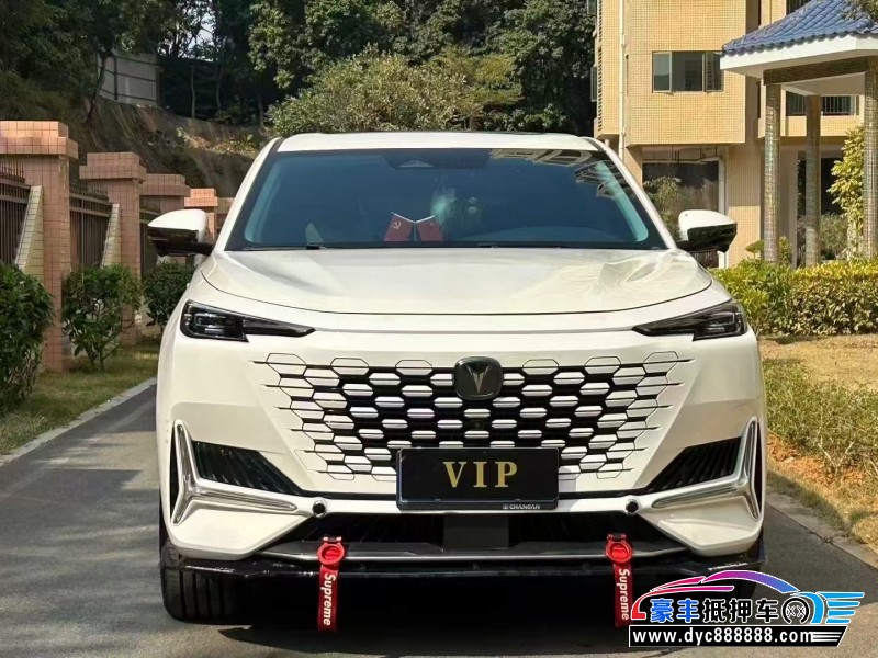 21年长安长安UNI轿车抵押车出售