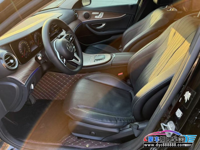 19年奔驰E轿车抵押车出售