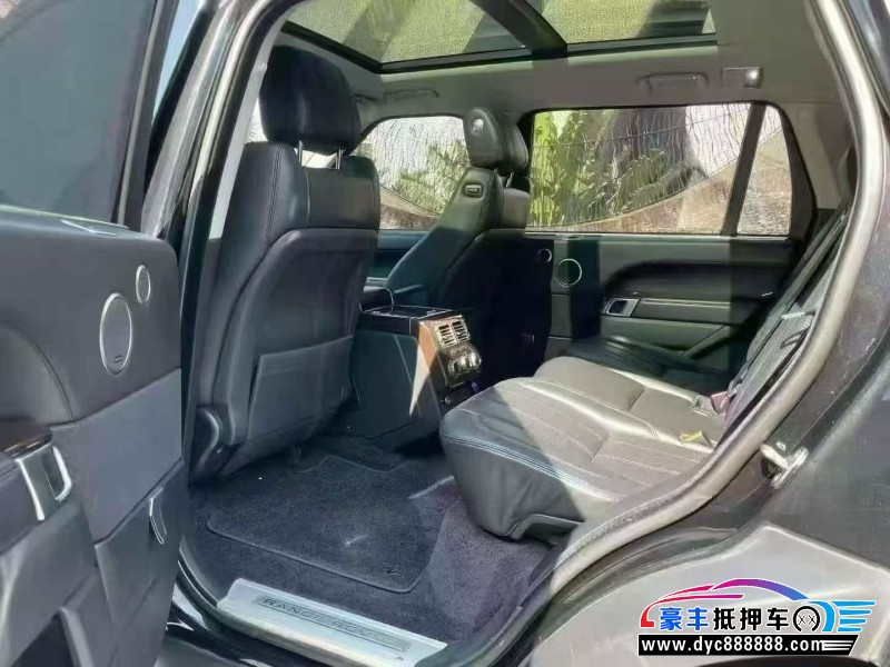 16年路虎揽胜行政轿车抵押车出售