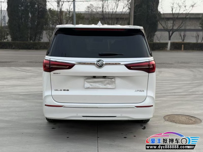 20年别克GL8轿车抵押车出售