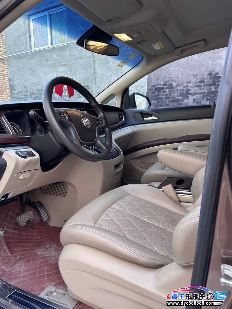 19年别克GL8轿车抵押车出售