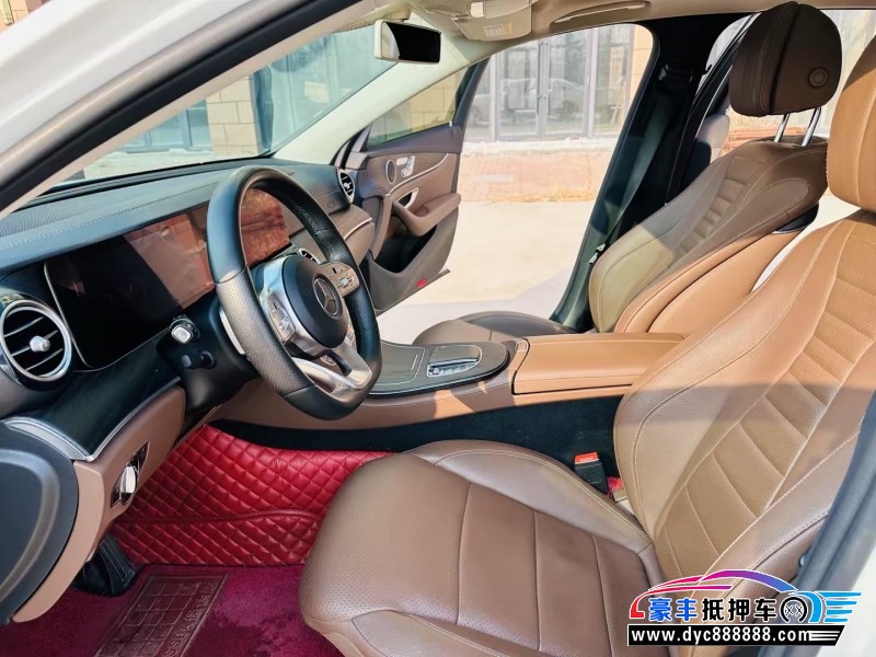 19年奔驰E轿车抵押车出售