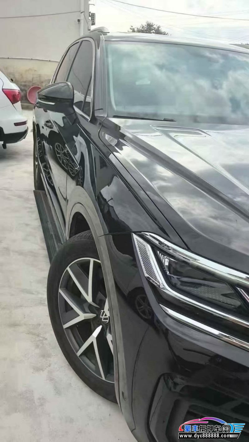 抵押车出售22年大众途锐轿车