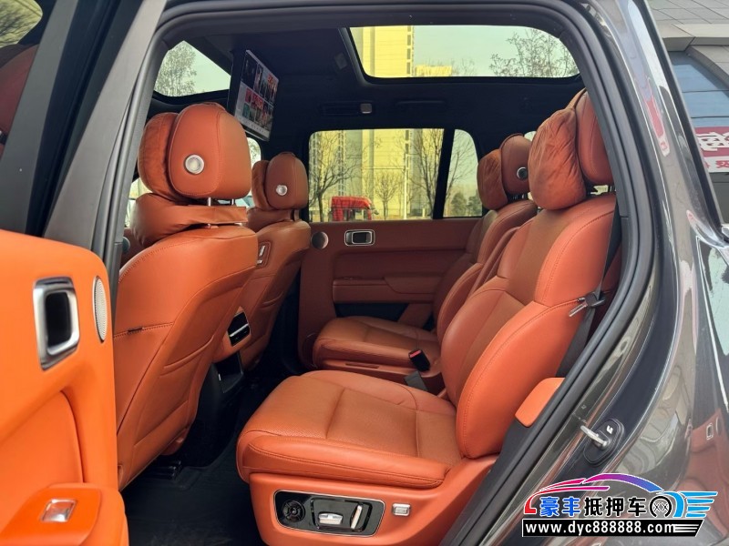 24年理想L8轿车抵押车出售