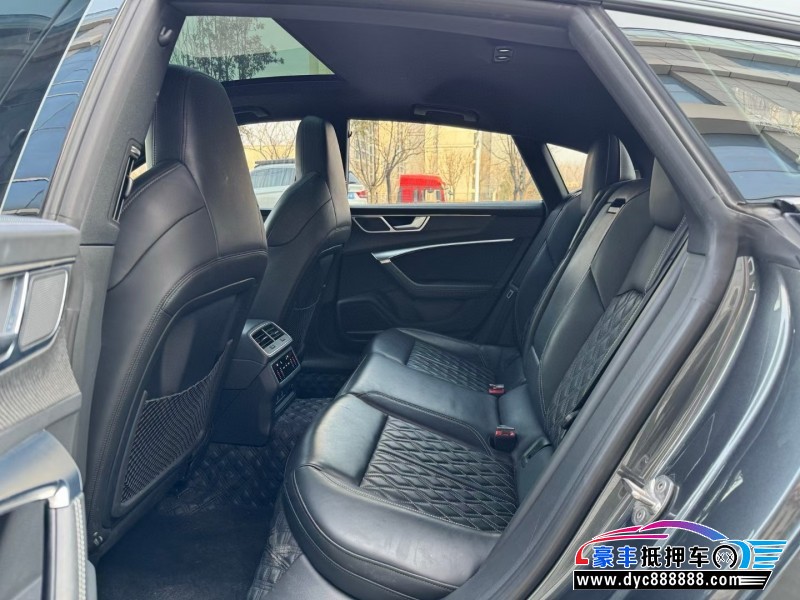 23年奥迪A7轿车抵押车出售