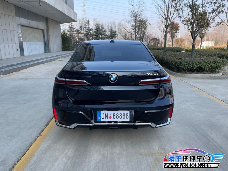 24年宝马7系轿车抵押车出售