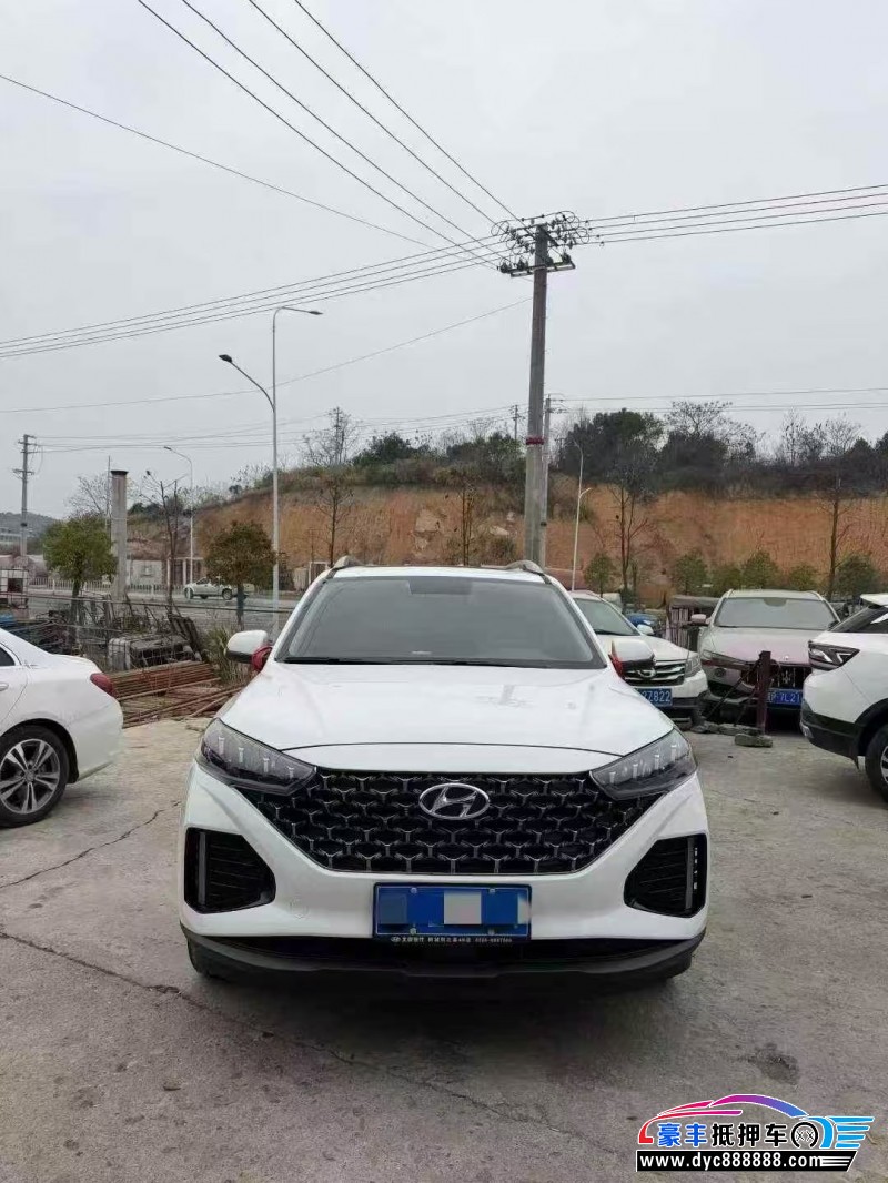 抵押车出售22年现代ix35轿车