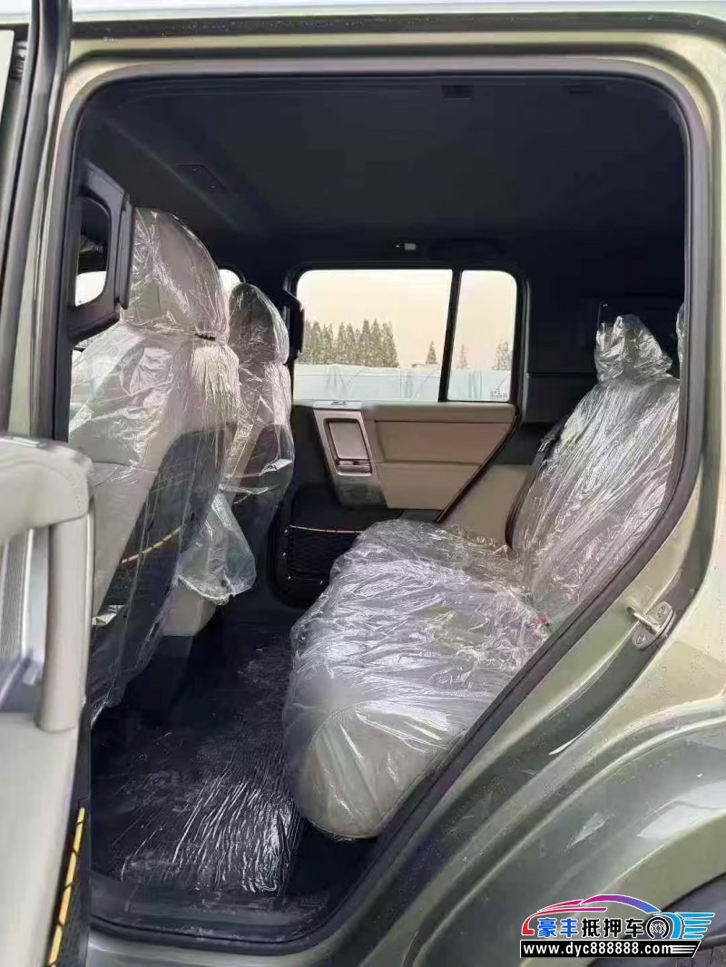 25年奇瑞爱卡轿车抵押车出售