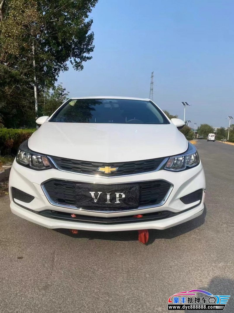 抵押车出售18年雪佛兰科鲁兹轿车