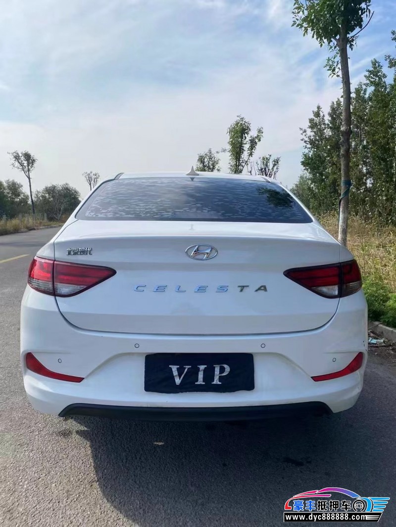 21年现代悦动轿车抵押车出售