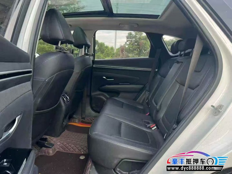 22年现代途胜轿车抵押车出售