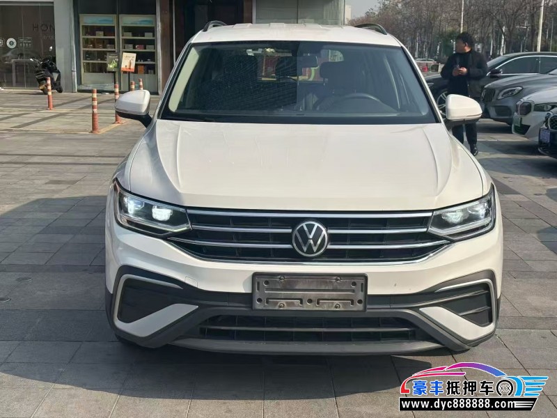 抵押车出售22年大众途观轿车