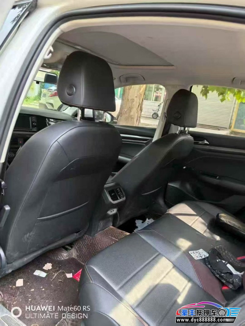 19年大众宝来轿车抵押车出售