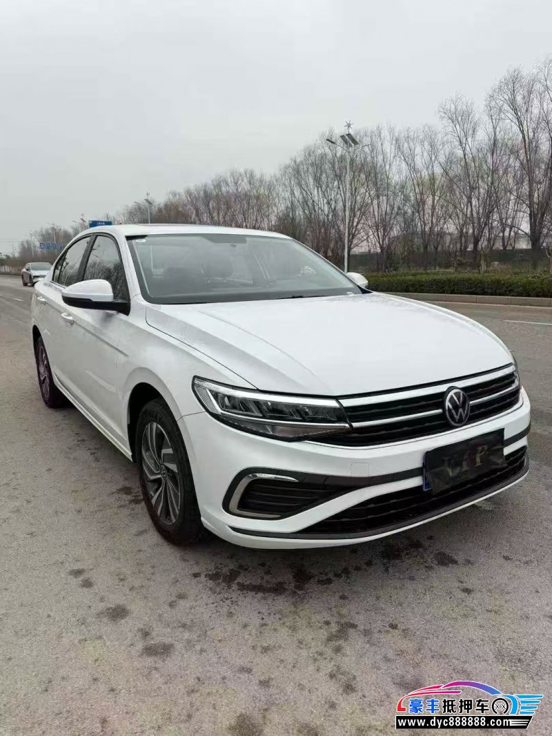 25年大众宝来轿车抵押车出售