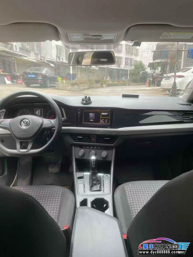 22年大众宝来轿车抵押车出售