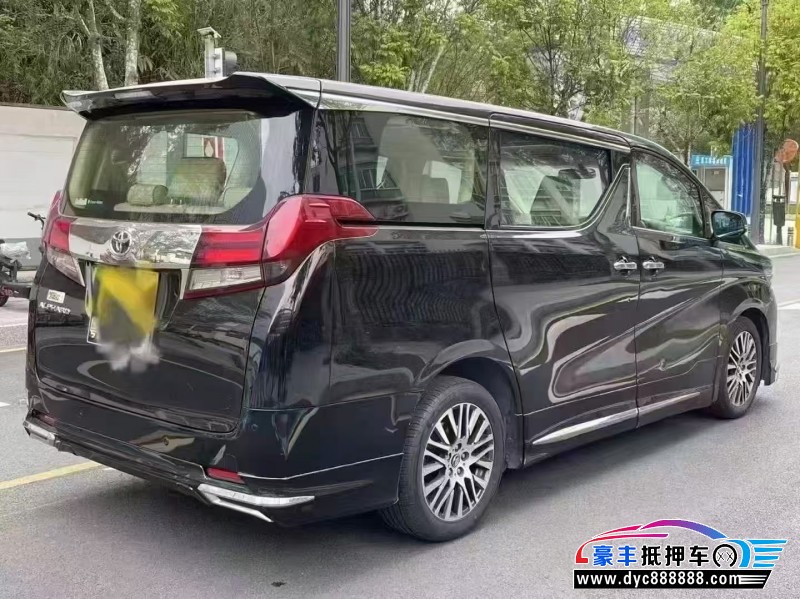 16年丰田埃尔法轿车抵押车出售