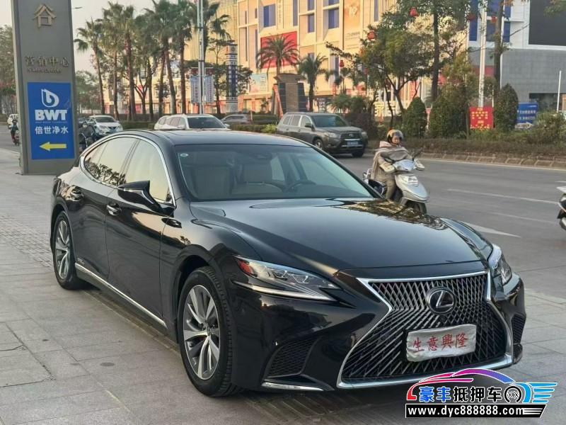 18年雷克萨斯LS轿车抵押车出售
