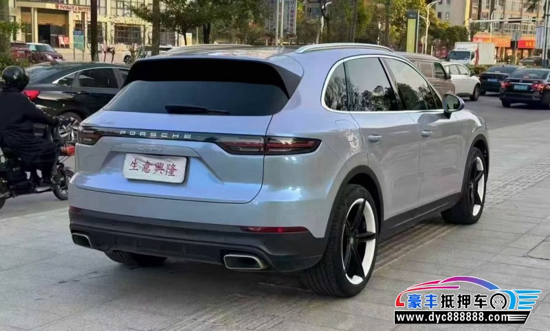 18年保时捷卡宴轿车抵押车出售