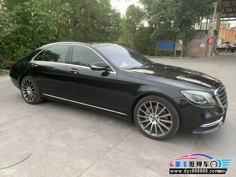 17年奔驰S轿车抵押车出售