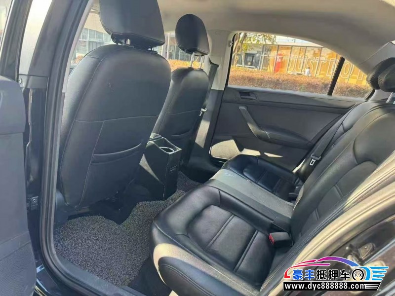 22年大众桑塔纳轿车抵押车出售