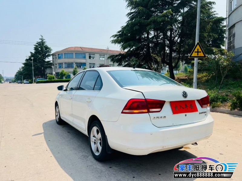15年大众桑塔纳轿车抵押车出售