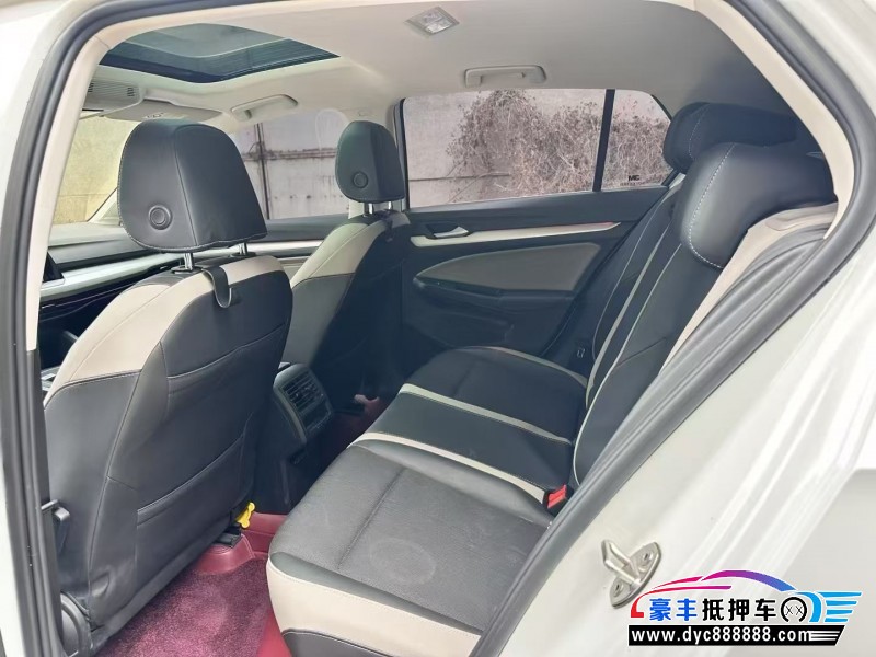 22年大众高尔夫轿车抵押车出售