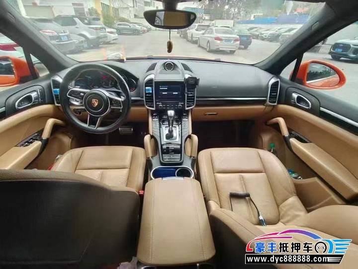 17年保时捷卡宴轿车抵押车出售