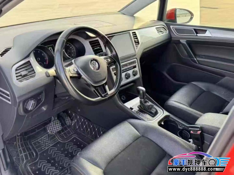 16年大众高尔夫轿车抵押车出售