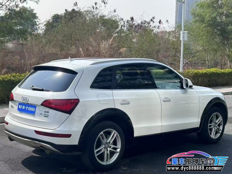 17年奥迪Q5轿车抵押车出售