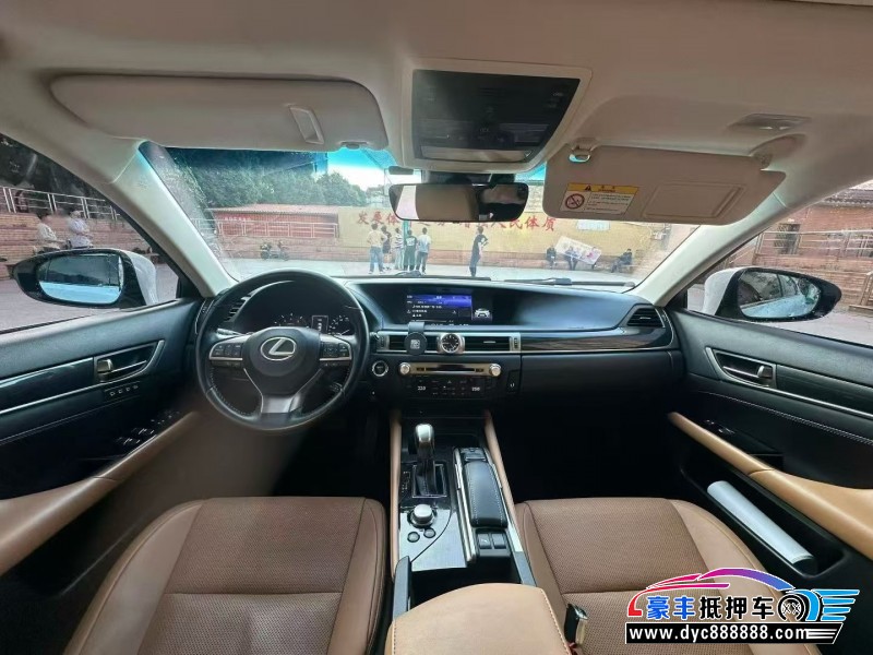 18年雷克萨斯GS轿车抵押车出售
