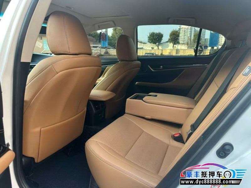 18年雷克萨斯GS轿车抵押车出售