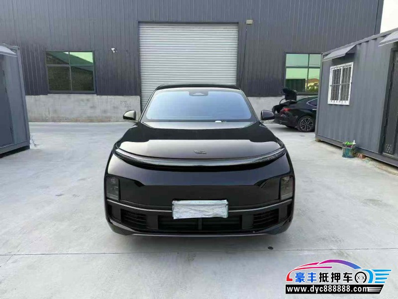 23年理想L8轿车抵押车出售